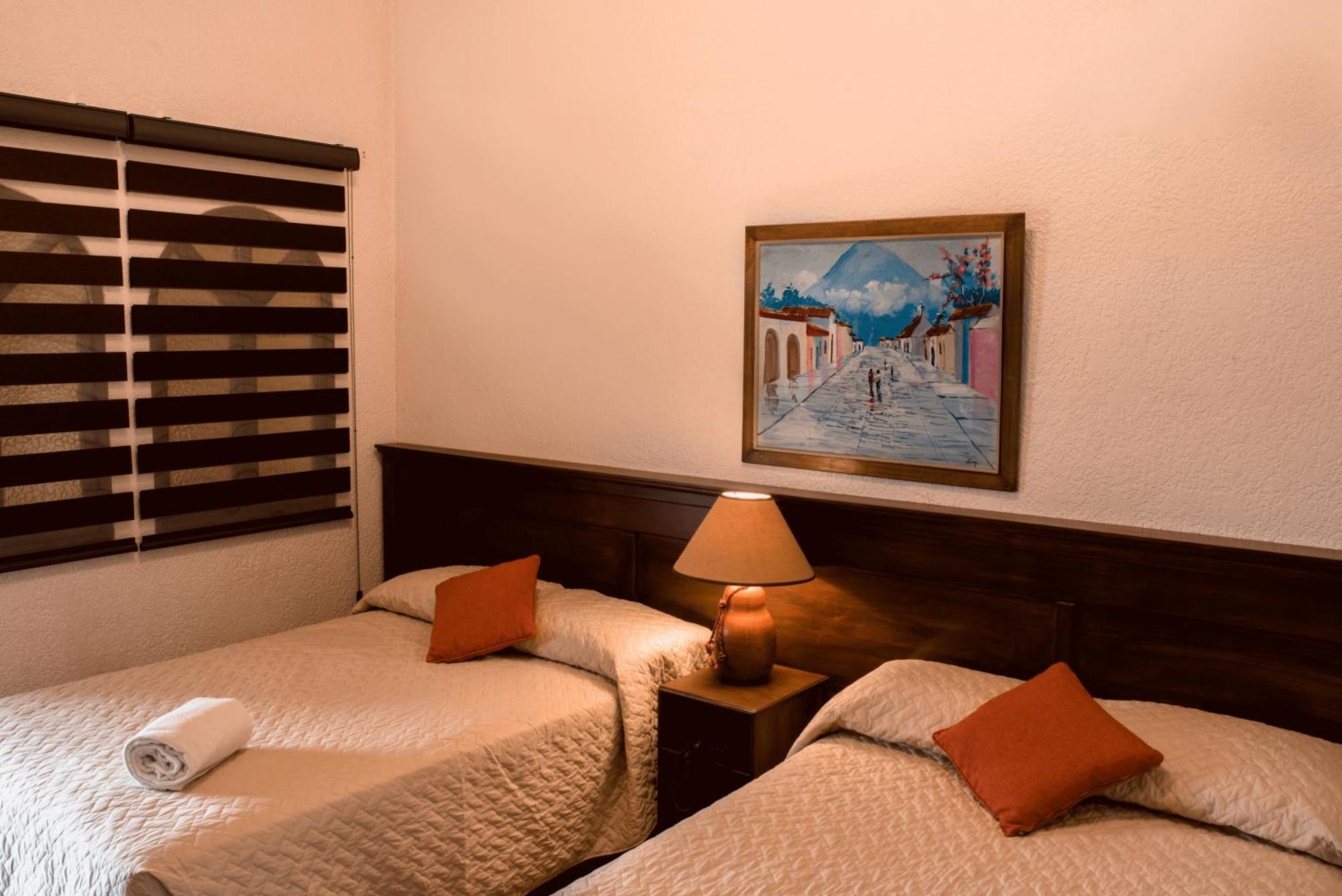 Hotel Villa Espanola Гватемала Экстерьер фото